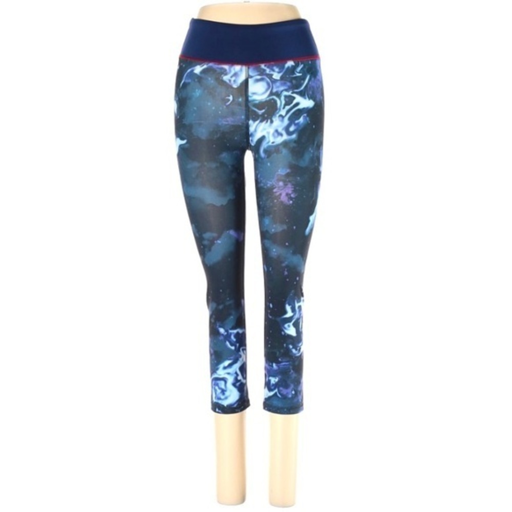 Her Universe S blue athlete stretch Capri leggings